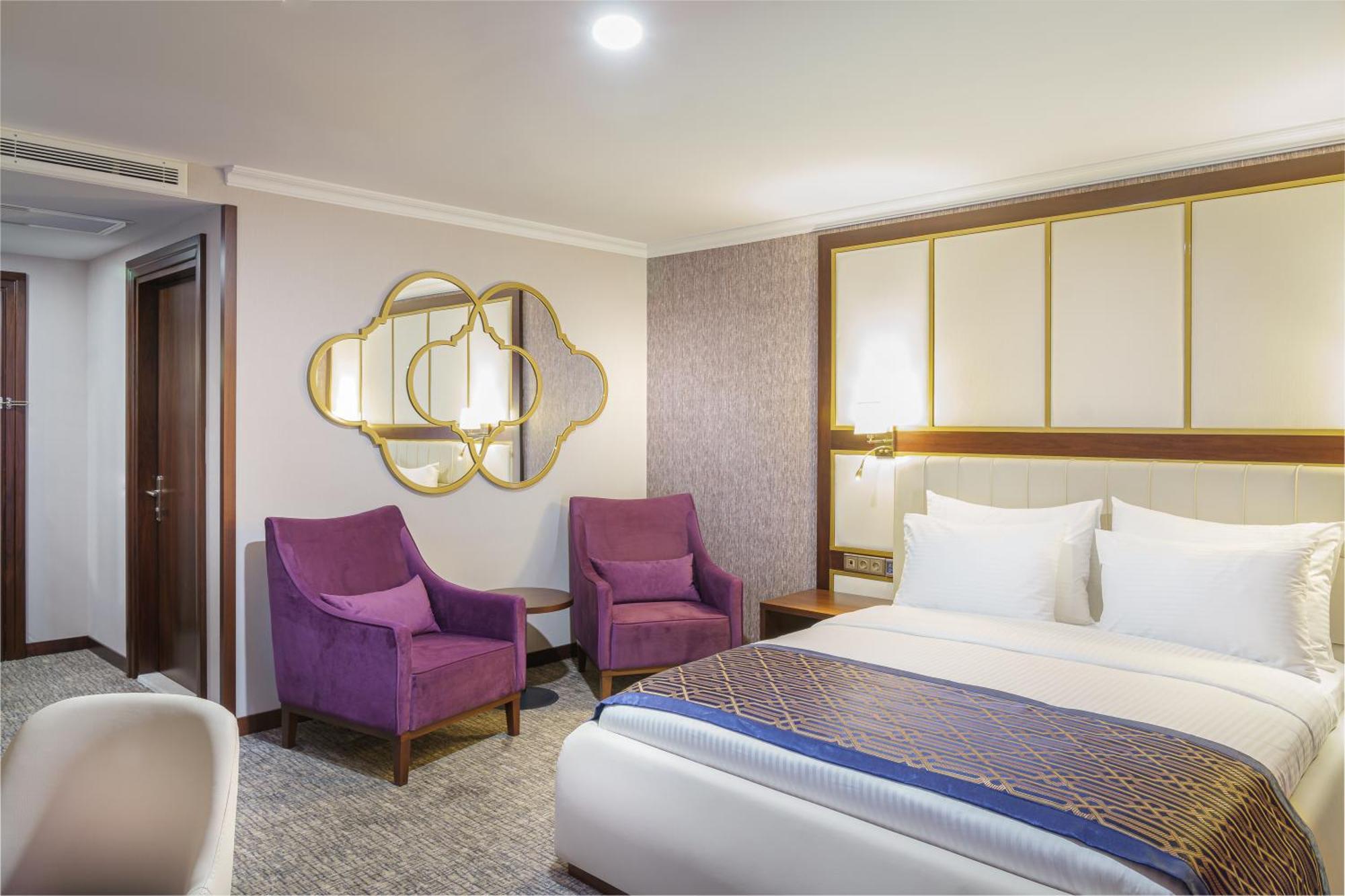 Ramada Plaza By Wyndham Silivri Hotel Exterior photo